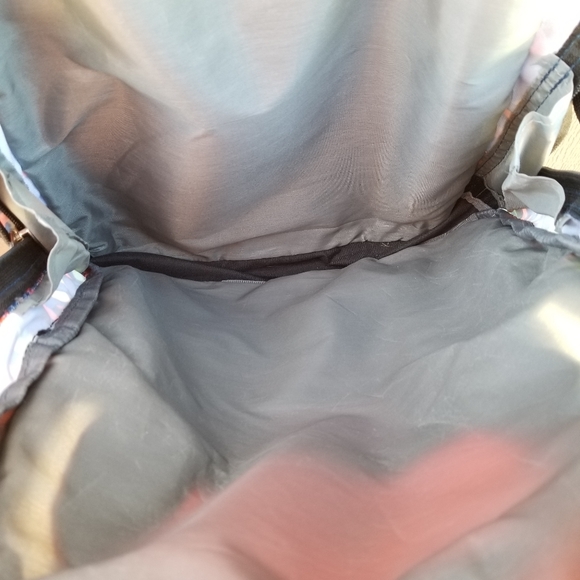 High Sierra Back Suspension Strap Tech Spot Backpack - Picture 11 of 15